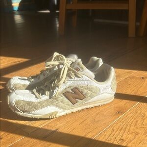 New Balance Women’s Beige and Brown 442 Sneakers